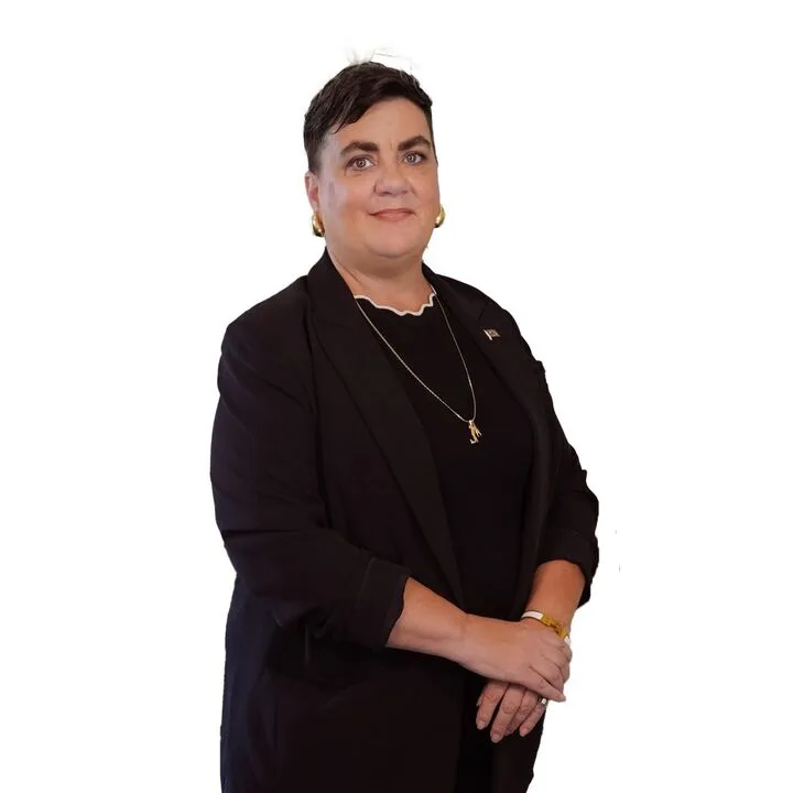 Gina Spillone, REALTOR with Coldwell Banker Anabasis Realty