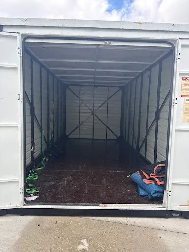 Moving photo shared by Elias Siqueira